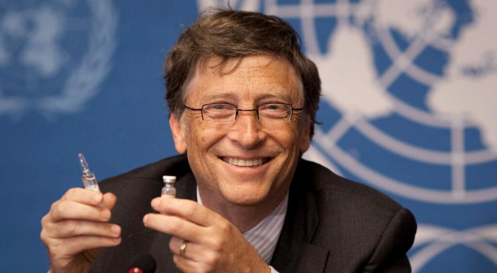 Bill Gates: «La Normalidad sólo regresará cuando vacunemos a toda la población mundial»