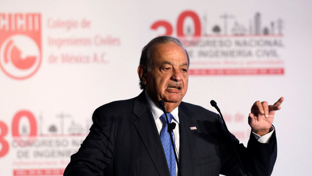 Carlos Slim propone elevar la edad de jubilación a 75 años y trabajar tres días a la semana durante 11 horas «para abrir espacio a otras personas»