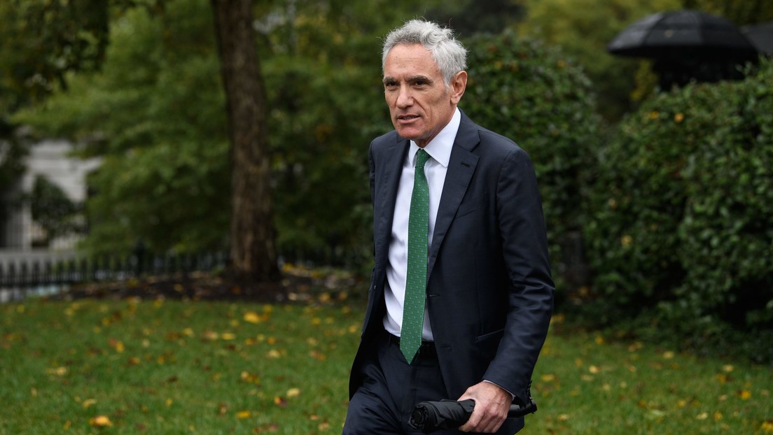 Asesor de la Casa Blanca sobre la pandemia es criticado por incitar a la gente a «levantarse» contra las nuevas medidas anticovid