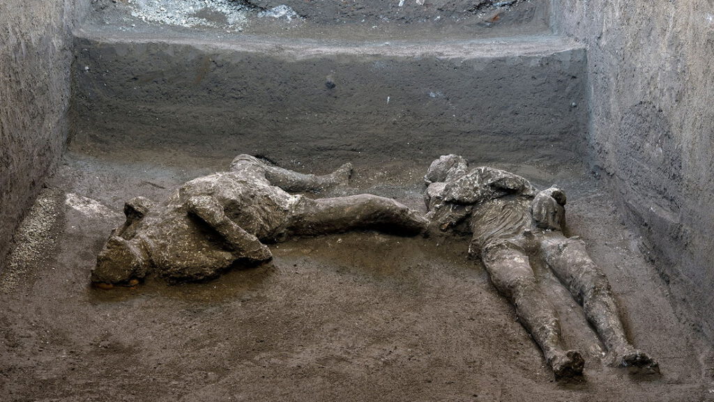 Hallan en Pompeya los restos perfectamente conservados de dos hombres que murieron en la erupción del Vesubio, hace casi 2.000 años