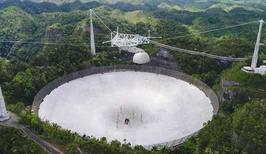 El radiotelescopio de Arecibo vuelve a sufrir un misterioso accidente, ¿qué quieren ocultar?