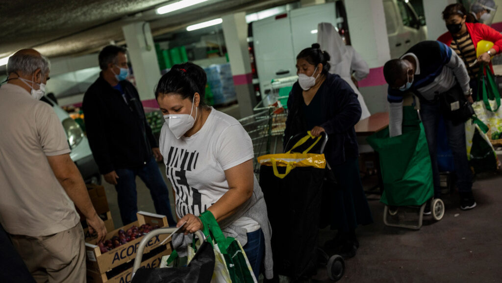 La pobreza severa se dispara en España por la pandemia y superará el 10 % de la población, según un nuevo informe