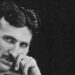 Así es cómo Nikola Tesla describió cómo sería la telefonía inalámbrica en 1926