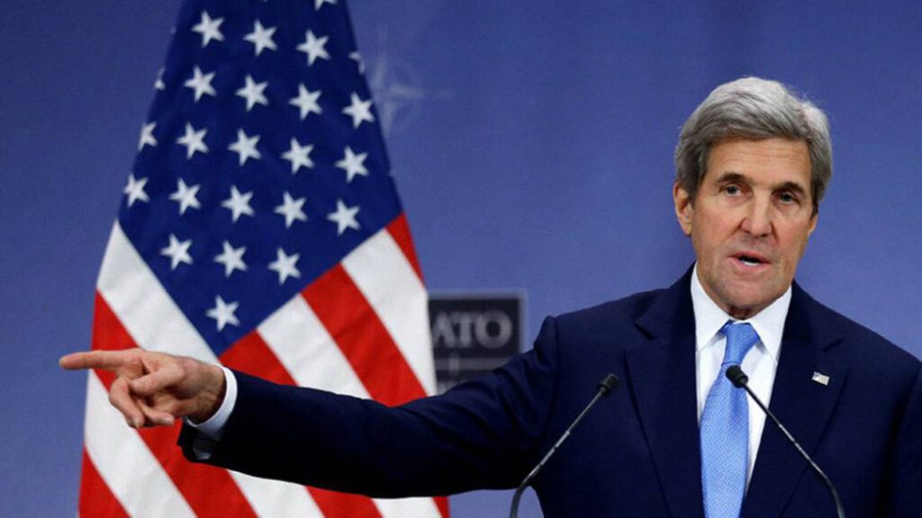 ¿Quién controla al presidente? – La Historia de John Kerry y la Logia Skull & Bones