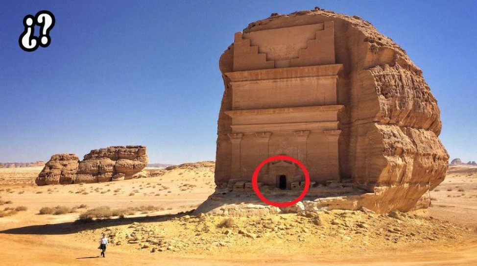 ¿Qué hace esto colosal en mitad del Desierto? Arqueólogos se sorprendieron al estudiarlo