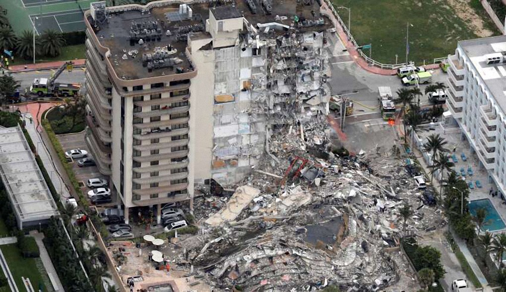 Una superviviente del derrumbe del edificio en Miami asegura que una voz sobrenatural le salvó la vida