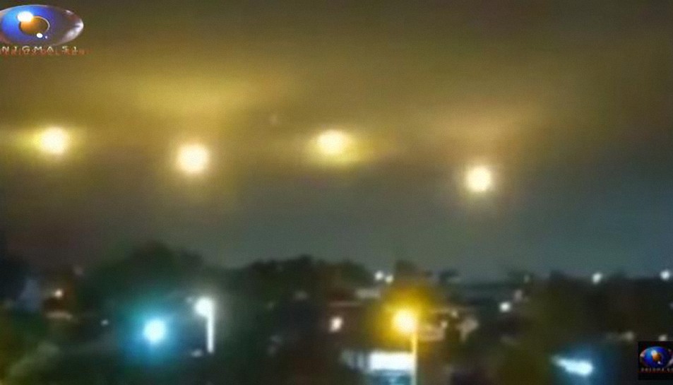 Impactantes esferas de luz gigantes vistas en Sao Paulo (Brasil)