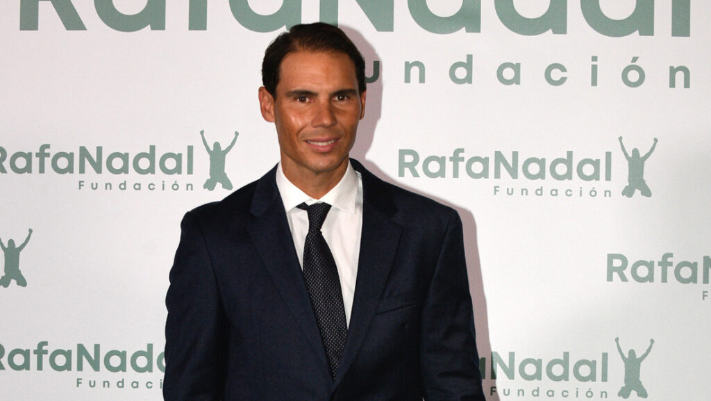 Rafa Nadal da positivo por covid-19 horas después de compartir mesa con el rey emérito de España