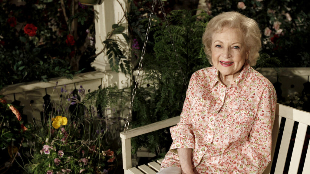 Muere a los 99 años la ‘chica de oro’ Betty White, ganadora de siete premios Emmy