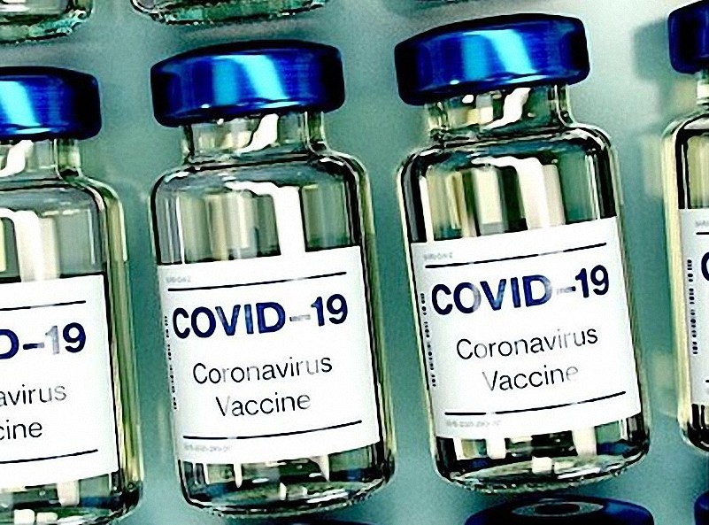 Las empresas farmacéuticas y los gobiernos impulsaron la vacunación contra el Covid bajo la afirmación falsa de que previenen la transmisión