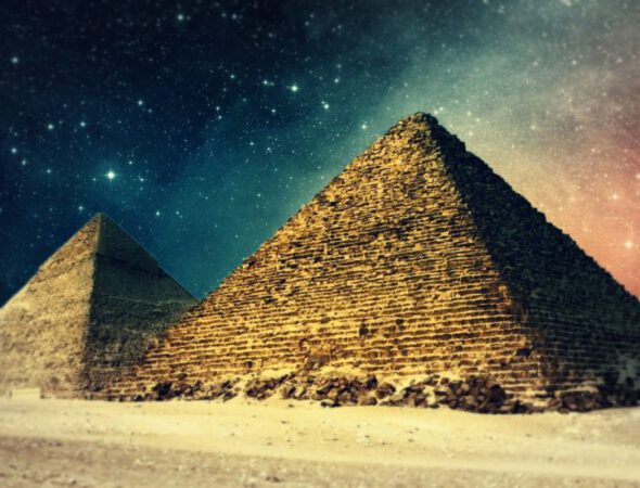 gran-piramide-de-guiza-portada-2-980x551