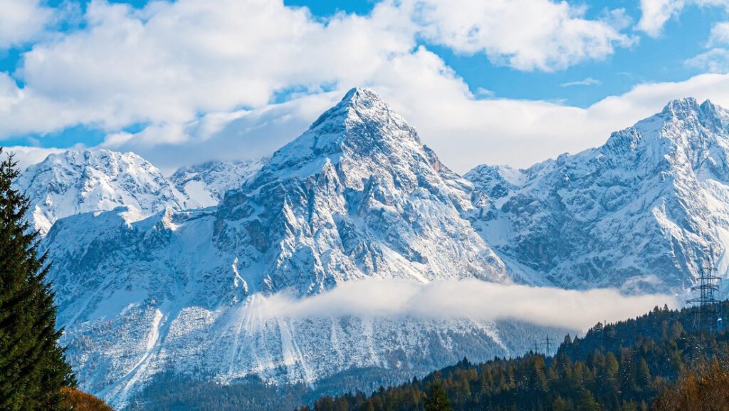 Descubren una supercordillera de 8.000 kilómetros que pudo haber propiciado la evolución de la vida en la Tierra hace unos 2.000 millones de años