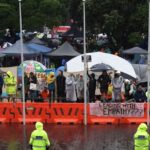 Las inusuales tácticas de Nueva Zelanda para tratar de expulsar a los manifestantes del Freedom Convoy que acampan por quinto día consecutivo frente al parlamento