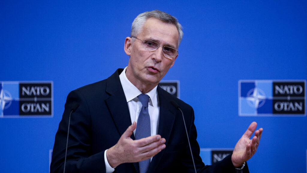 Stoltenberg afirma que la OTAN desplegó «miles de tropas más» y cientos de barcos y aviones en el este de la alianza