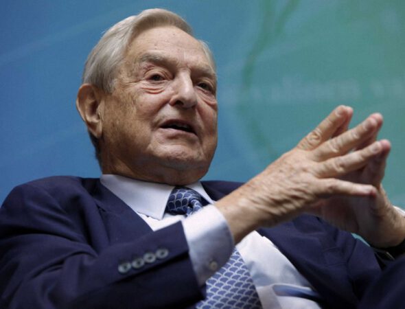 George Soros pide un cambio de régimen en China