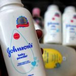 Johnson & Johnson ayudó a financiar un estudio que inyectaba asbesto a prisioneros estadounidenses en la década de 1970