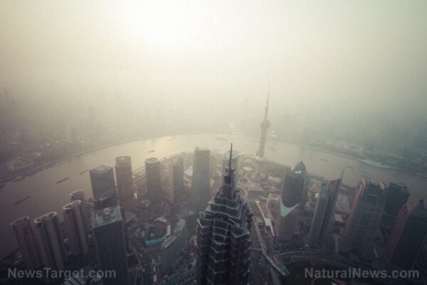 Chinese-Air-Pollution-Shanghai-China