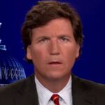 La respuesta de Tucker Carlson a Nancy Pelosi tras afirmar que “las vacunas funcionan como es debido”