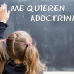 La historia de la enseñanza obligatoria y su propósito como un sistema de adoctrinamiento