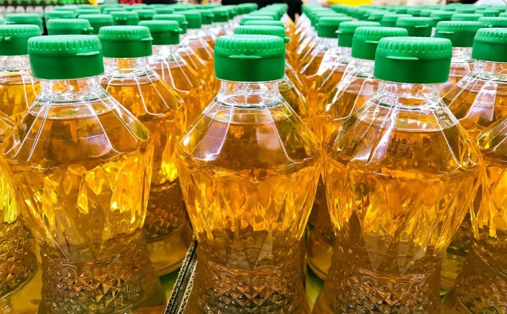 Indonesia prohíbe las exportaciones de aceite de palma, provoca «caos» a medida que se avecina una crisis alimentaria mundial