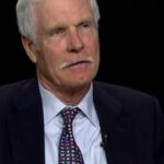 Ted Turner creador de CNN quiere reducir la población mundial