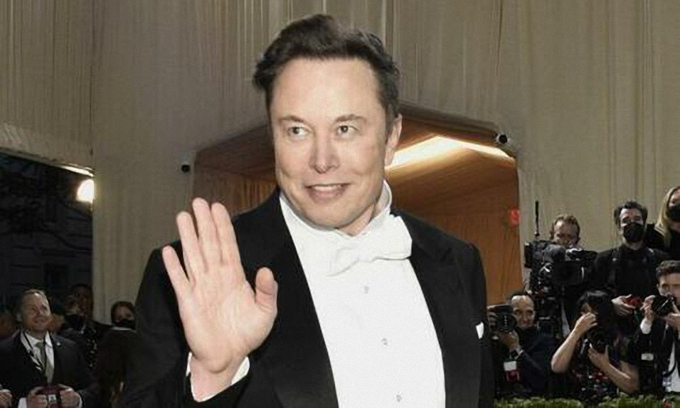 «El verdadero presidente es quien controla el teleprompter»: Musk critica mordazmente a Biden