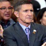 El general Flynn reta al congresista Rand Paul a luchar contra los pasaportes globales de vacunas de la OMS