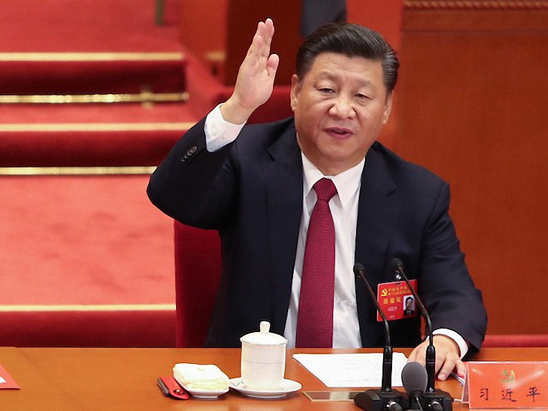 Xi Jinping pide a los líderes comunistas que los reprendan para que no cuestionen la política de confinamiento interminable