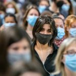 ¿Son los microplásticos en las mascarillas un riesgo para la salud?