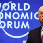Quién es Klaus Schwab, el fundador del Foro Económico de Davos y autor de “El Gran Reseteo”