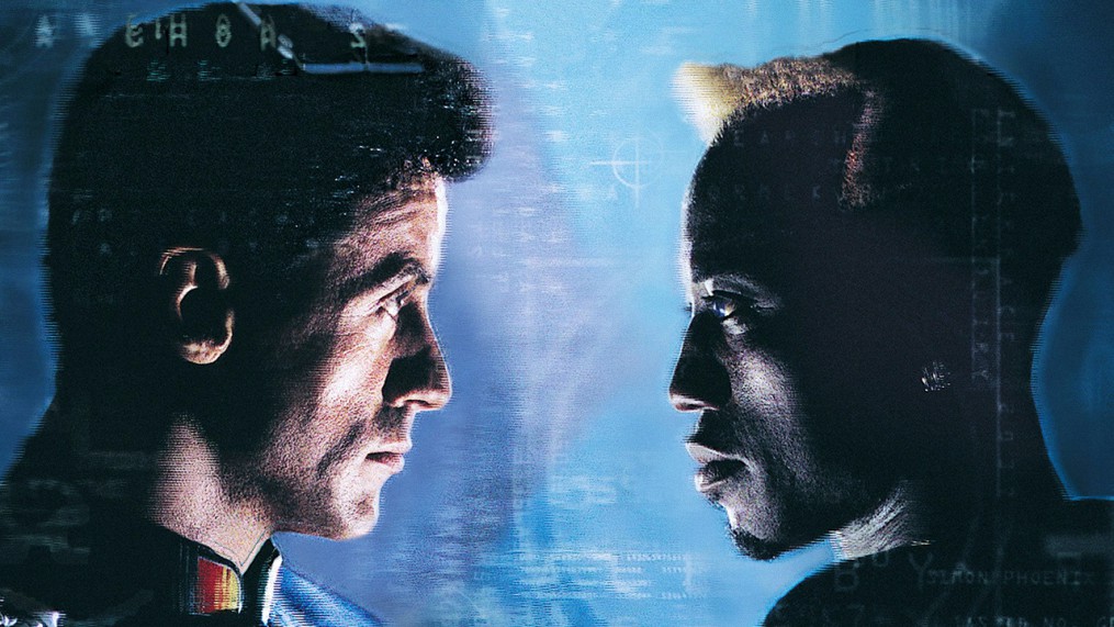 Cómo la película de 1993 “Demolition Man” predijo perfectamente (y ridiculizó) la sociedad actual