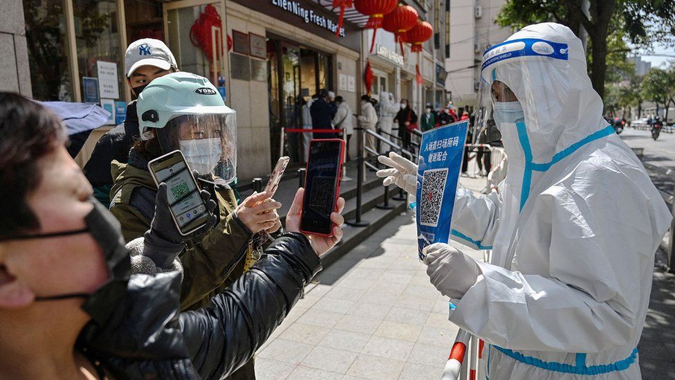 El PCCh culpa de “errores técnicos” el uso abusivo de la app del pase sanitario para arrestar a manifestantes