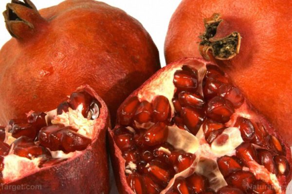 Pomegranate-Seeds-Fruit-Healthy-Food