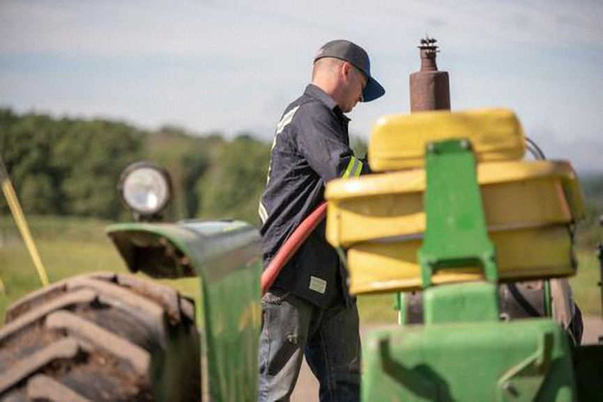 «Estamos al borde del abismo»: aumenta la preocupación por la escasez de alimentos a medida que las granjas de Pensilvania son «aplastadas» por los precios récord del diesel