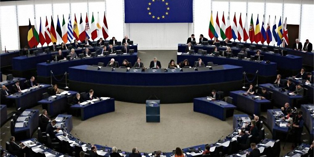 La UE vuelve a renovar el Pase Digital de Covid a pesar de un 99% de comentarios negativos del público