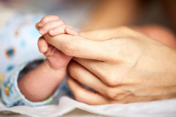 Baby-Newborn-Hand-Mother-Mom-Parent-Finger