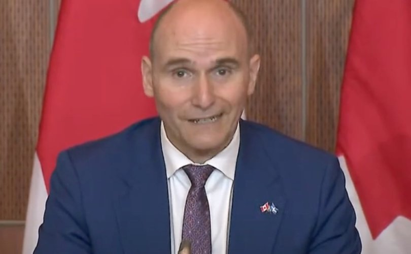 El ministro de Salud de Trudeau dice que los canadienses «nunca estarán completamente vacunados»