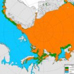 La mayor extensión de hielo marino de verano desde 2008 atrapa a los barcos en el Ártico: la masa de aire más fría de julio en 70 años atraviesa el estrecho de Bering