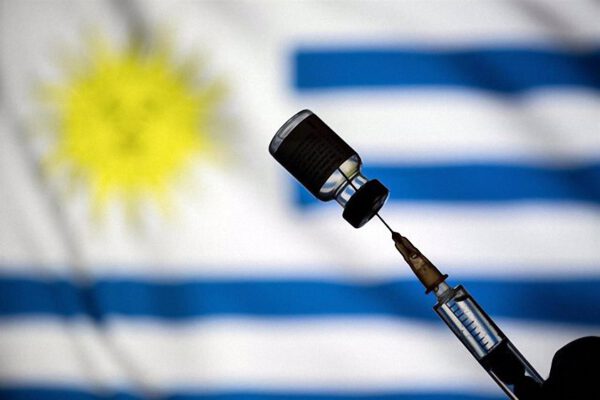 Felizmente ya no vacunan más a los niños en Uruguay