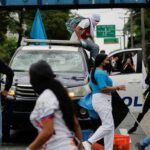 Las protestas contra la inflación y las huelgas en Panamá aumentan a pesar del tope en el precio de la gasolina