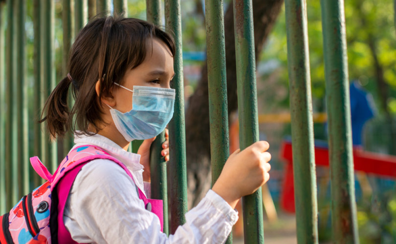 El estado indio cierra las escuelas por un pequeño aumento en las infecciones por Covid, cita la incapacidad de pinchar a los niños