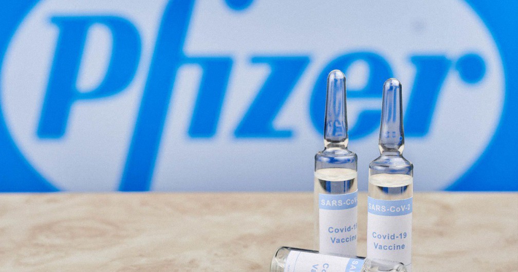 Madre californiana queda gravemente discapacitada y pierde su hogar por la vacuna de Pfizer