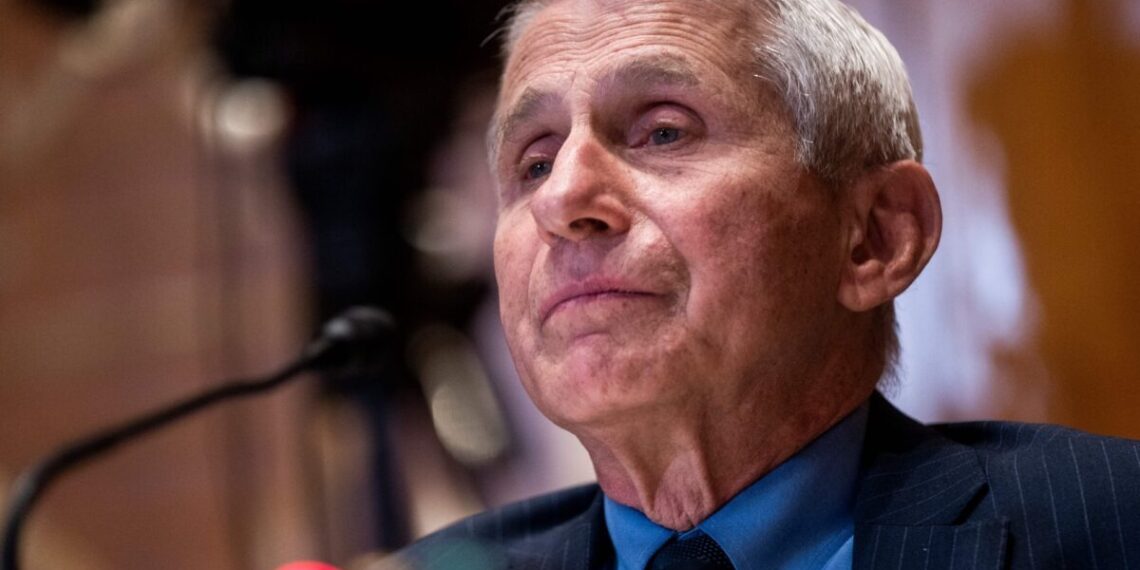 Fauci anuncia que renunciará como director del NIAID y asesor médico de Biden
