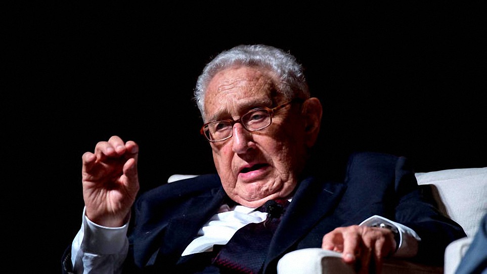 Kissinger: “Estamos al borde de una guerra con Rusia y China por cuestiones que creamos nosotros”