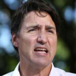 Hipócrita Trudeau atrapado sin máscarilla después de volar en jet privado