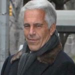 El FBI está ocultando los registros de Epstein