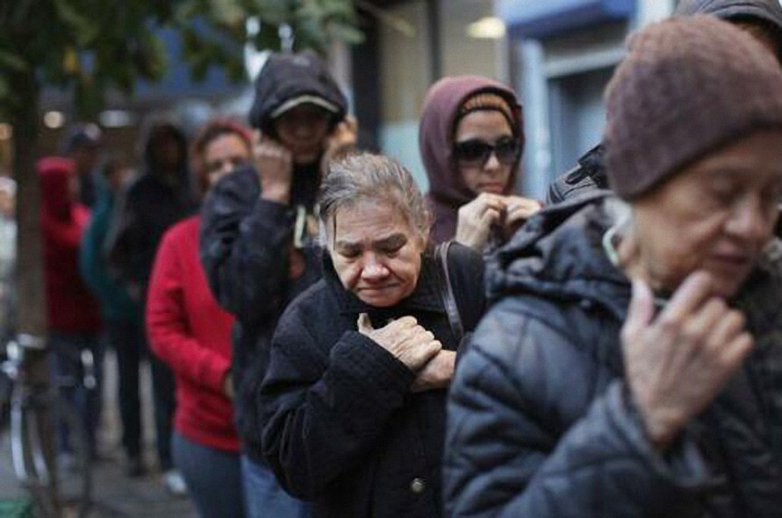 La economía y el nivel de vida de Europa se están desplomando