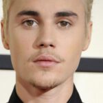 Justin Bieber cancela el resto de su gira mundial por parálisis facial