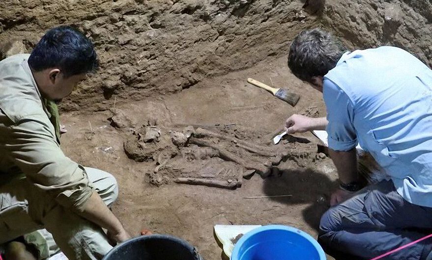 Nuevo hallazgo en una cueva de Asia desafía lo que sabemos sobre la Edad de Piedra