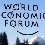 Funcionario del Foro Económico Mundial arremete contra los críticos «realmente no deberían estar hablando de la organización globalista»